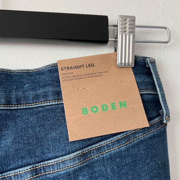 Boden High Rise True Straight Jeans size 31 / 32" in Indigo - Picture 9 of 10
